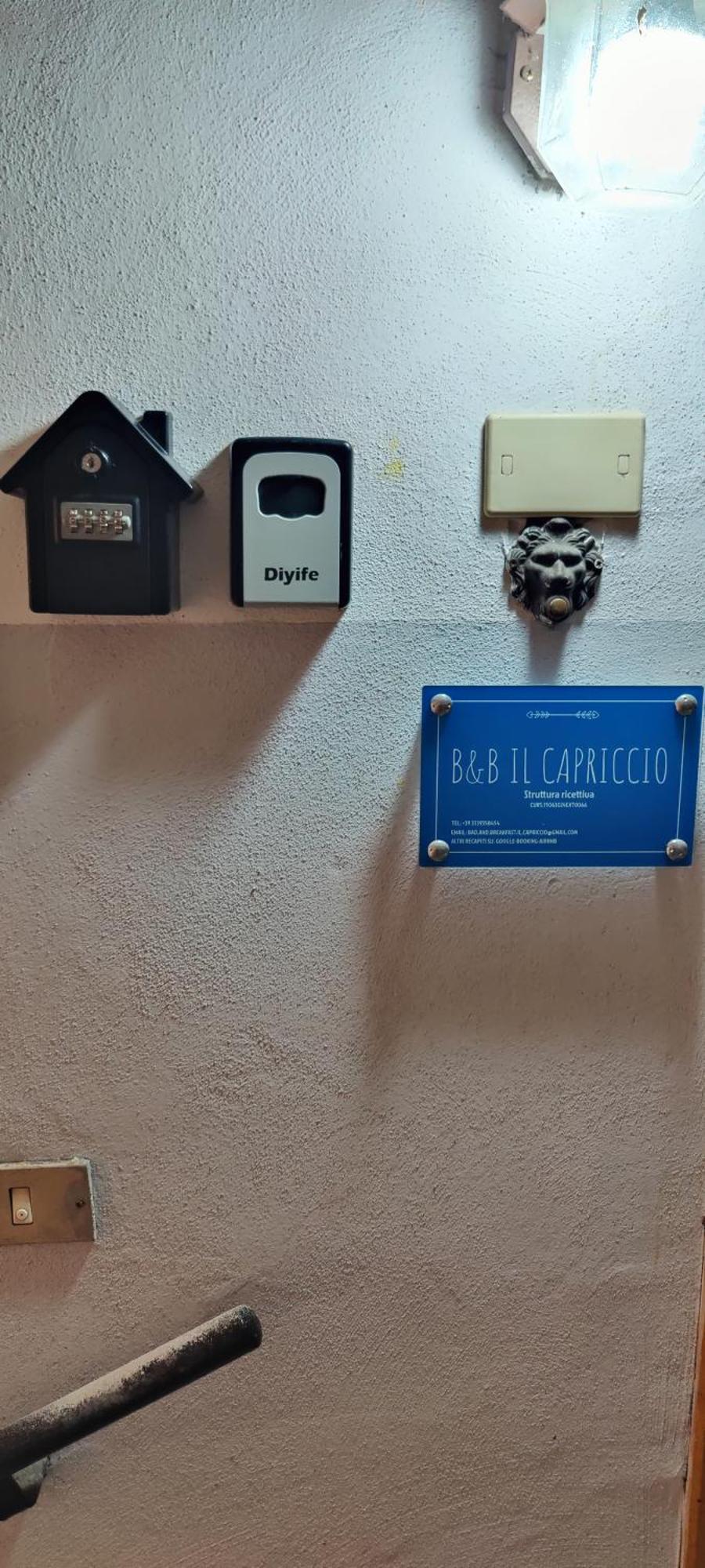 Ferienwohnung Il Capriccio Castellammare di Stabia Exterior foto